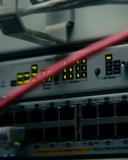 Network connections and rack cabling